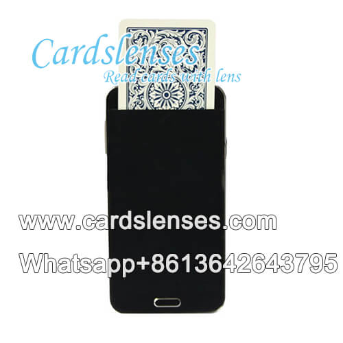 telefone celular personalizado com cartas marcadas permutador